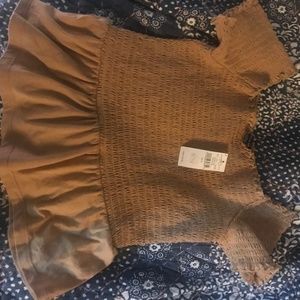American Eagle Off The Shoulder